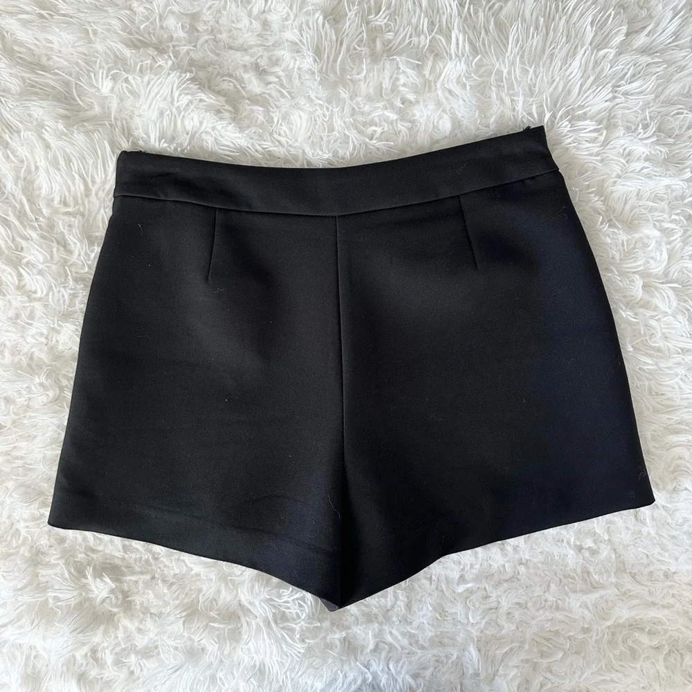 ZARA Classic Black Women's Skorts - Picture 2 of 3